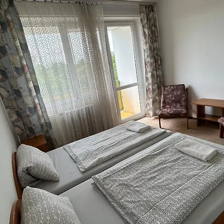 Pensión Aranypart Siófok