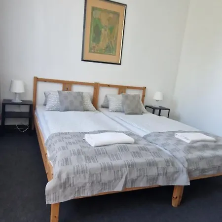 בית הארחה Aranypart 3*