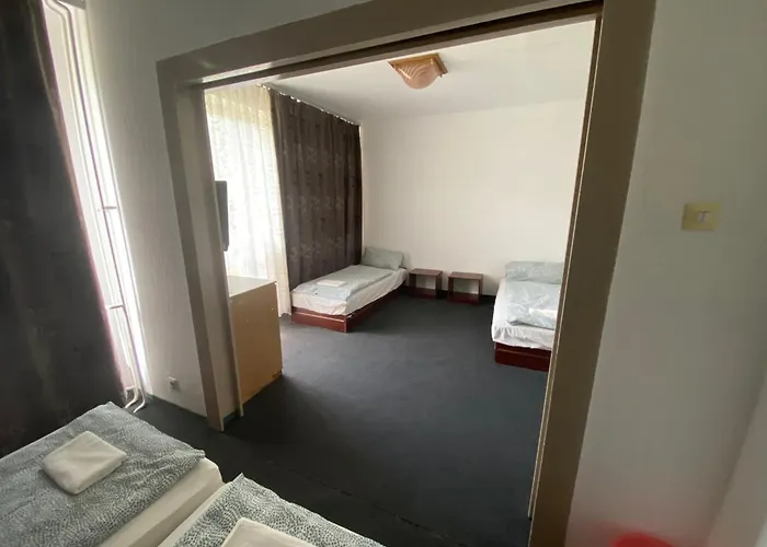 Konukevi Aranypart 3*